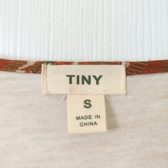 Tiny Anthropologie Sammi Sequined & Floral Long Dolman Balloon Sleeve Top Small - Picture 4 of 13